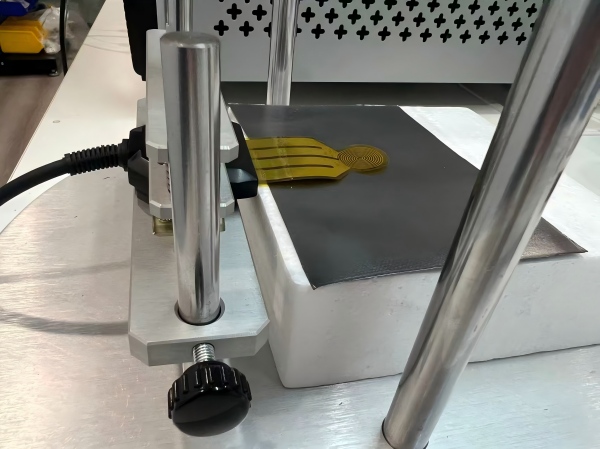 高导热石墨烯测试